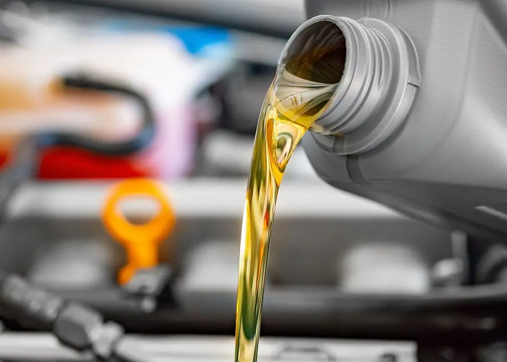 如何更換高低溫沖擊試驗(yàn)箱的冷凍油？